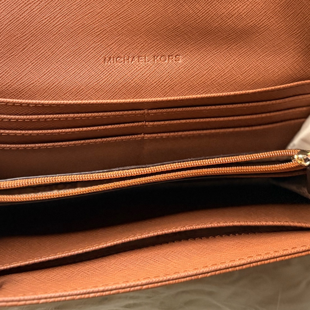 Michael Kors Brown Leather Hobo Bag and Wallet - Picture 6 of 8